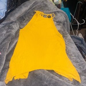 Rue 21 yellow top